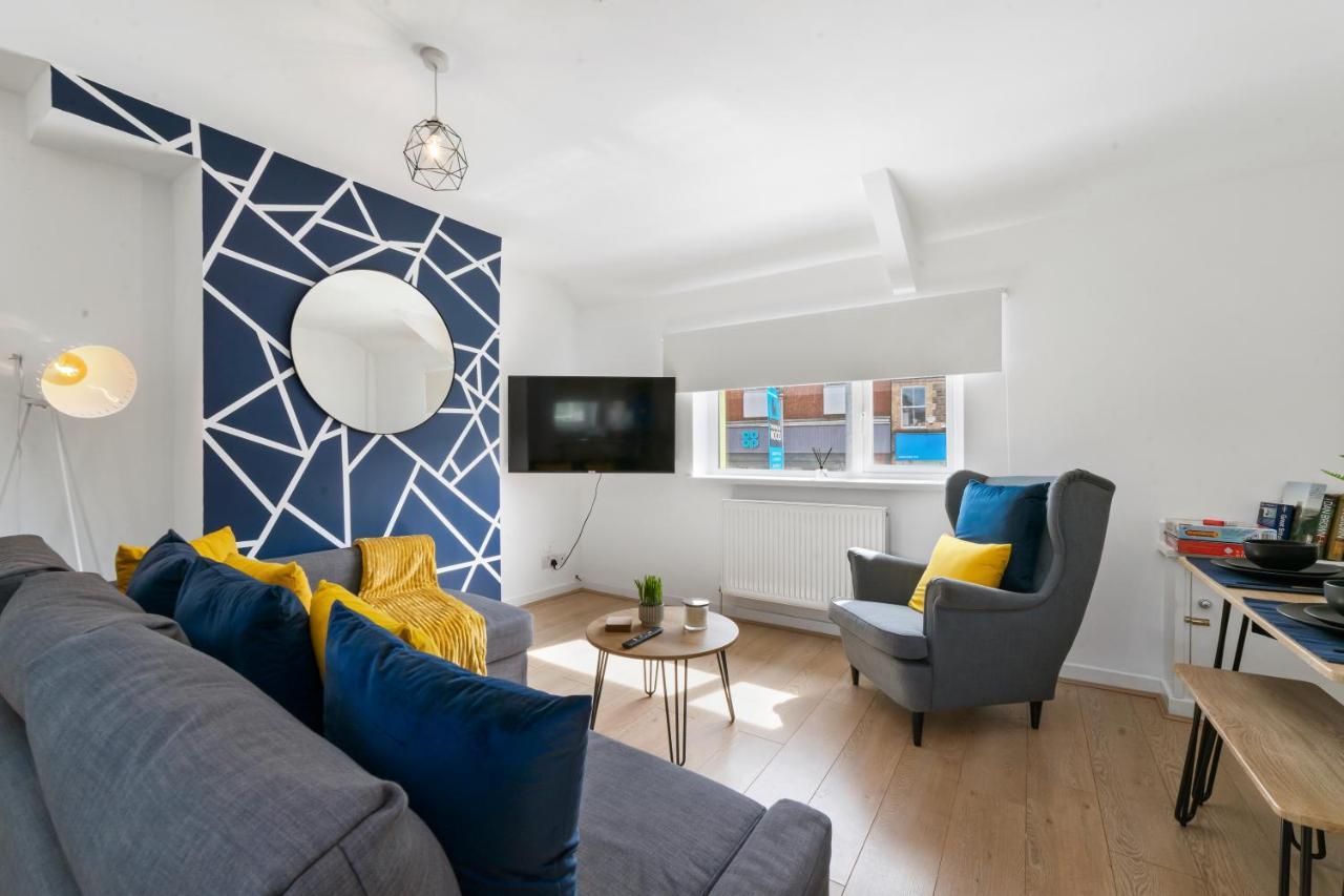 Village Cwtch Whitchurch 2 Bedroom Apartment Cardiff Extérieur photo